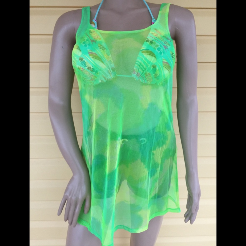 Pacific Connection Beach Wear Cover Up